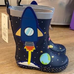 Cat and jack rain boots for toddlers size 8